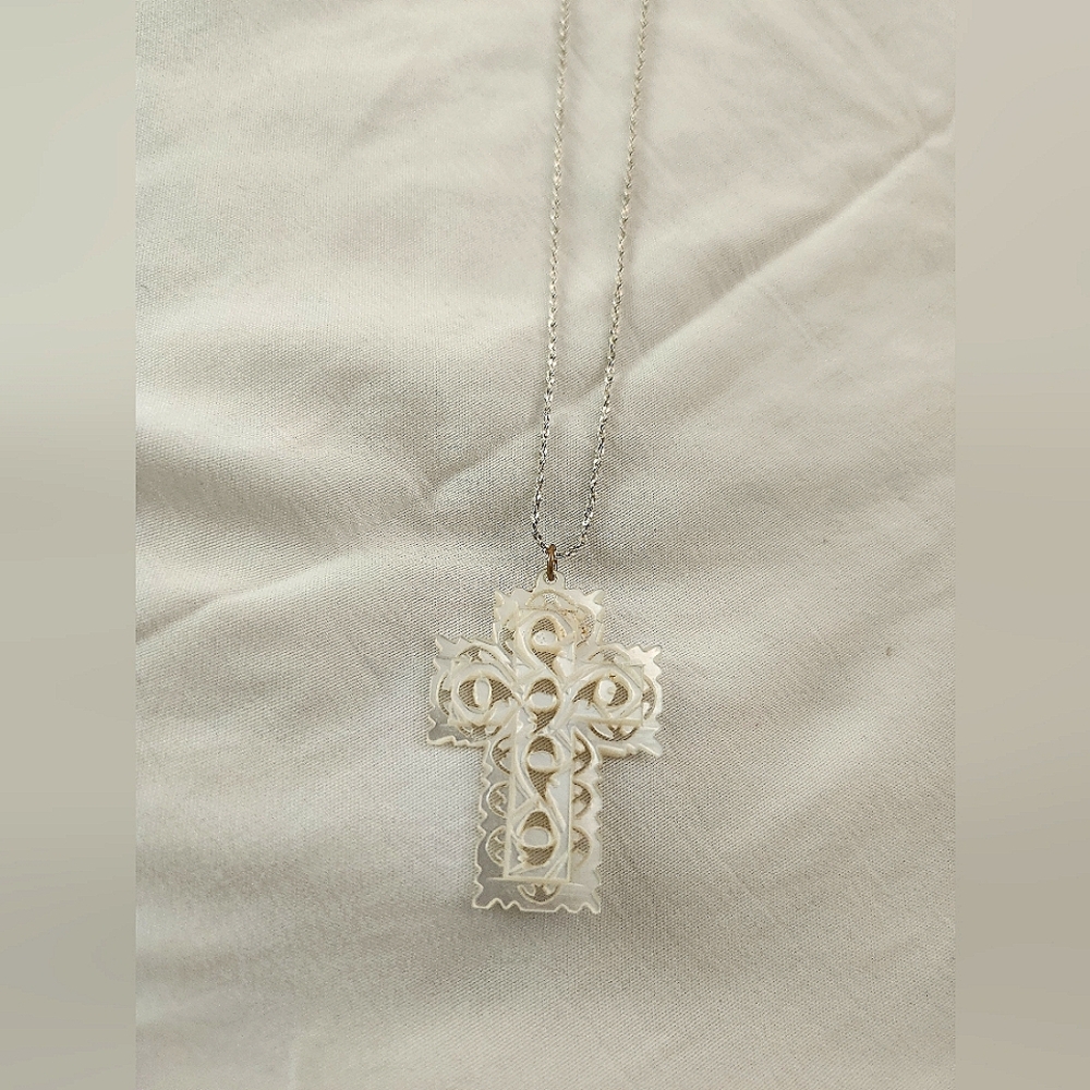 Mother Marty of Pearl Pendant